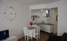 Apartamento Cerca De La Playa Y Campo De Golf Con Piscina