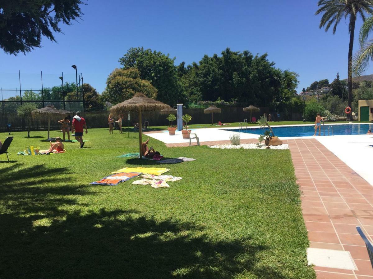 Apartamento Cerca De La Playa Y Campo De Golf Con Piscina Apartment Torremolinos Exterior photo