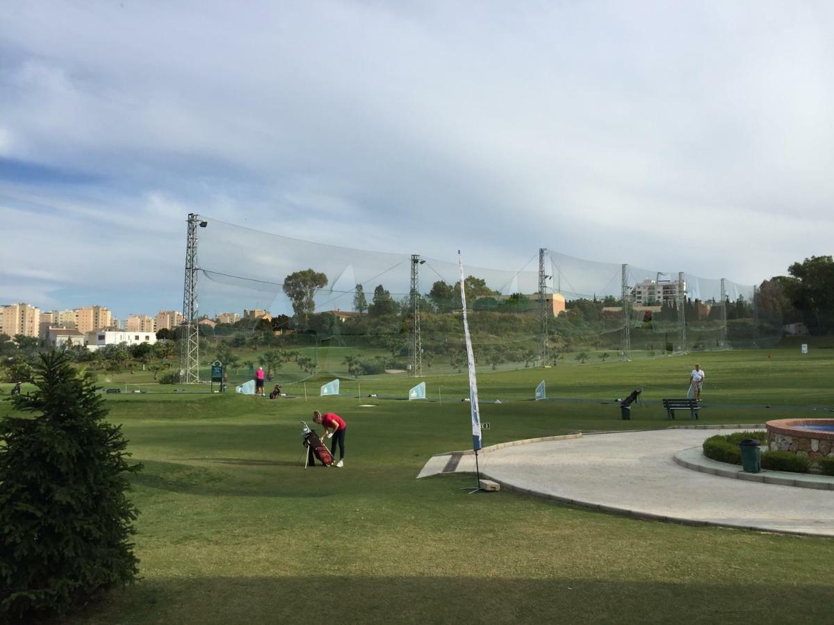 Apartamento Cerca De La Playa Y Campo De Golf Con Piscina Apartment Torremolinos Exterior photo